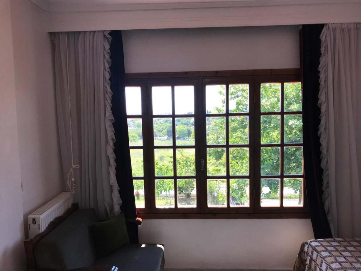 Great First Floor Appartment With View Nea Kallikrateia Exterior foto
